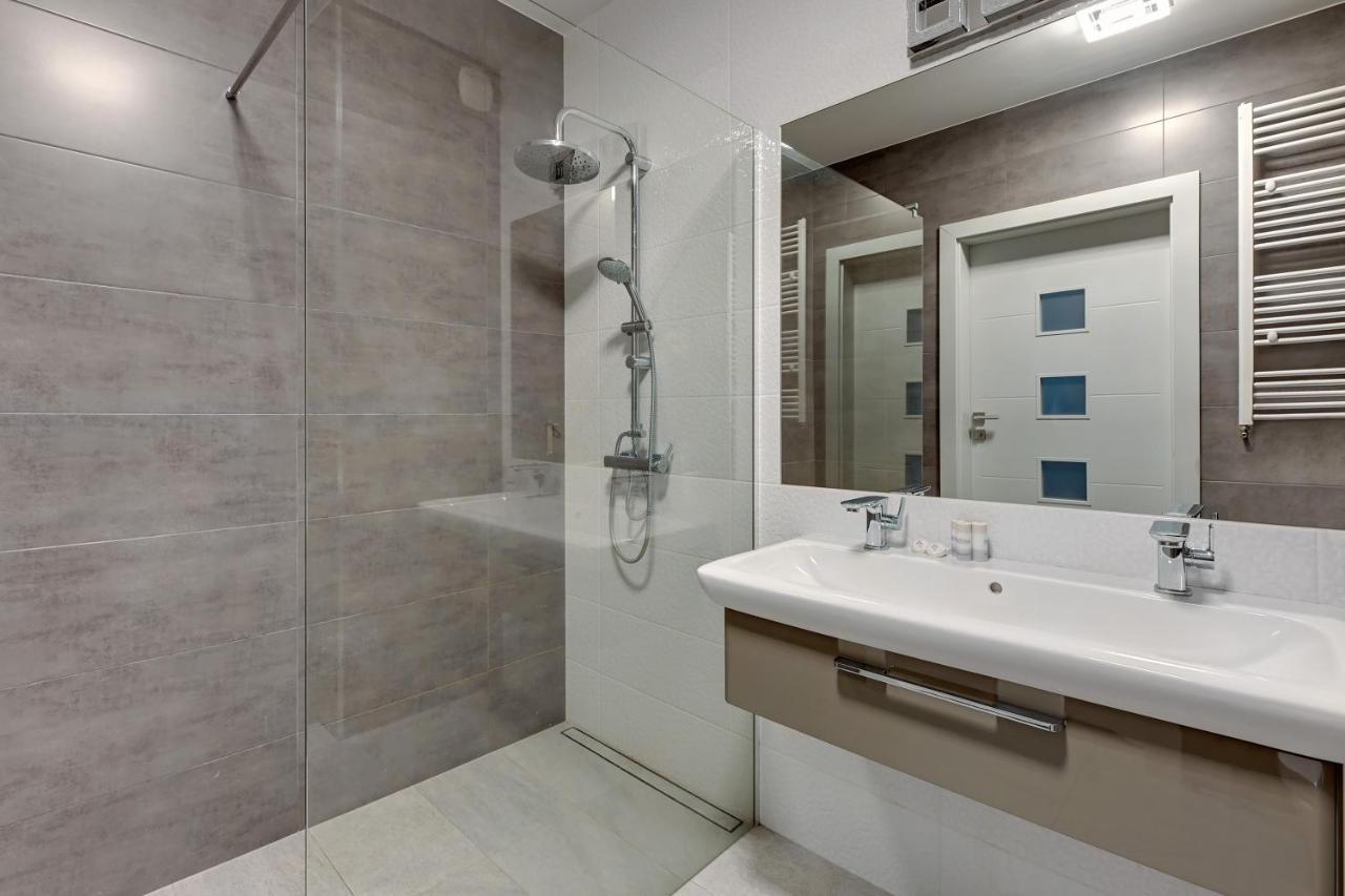 Dom & House - Apartments Nowa Motlawa 格但斯克 外观 照片
